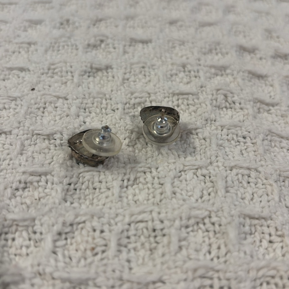 Vintage Sterling Silver Triangle Stud Earrings - Picture 6 of 7